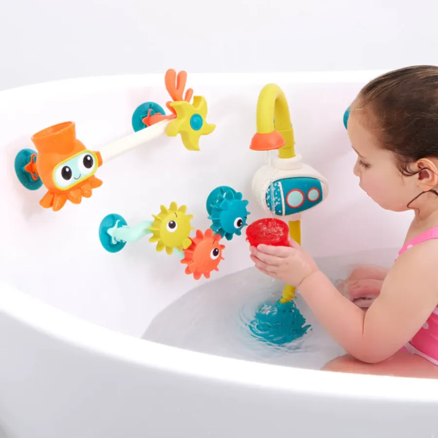 B.Toys Wonder-Full Waterworks Bath Pump Toy BX2338Z