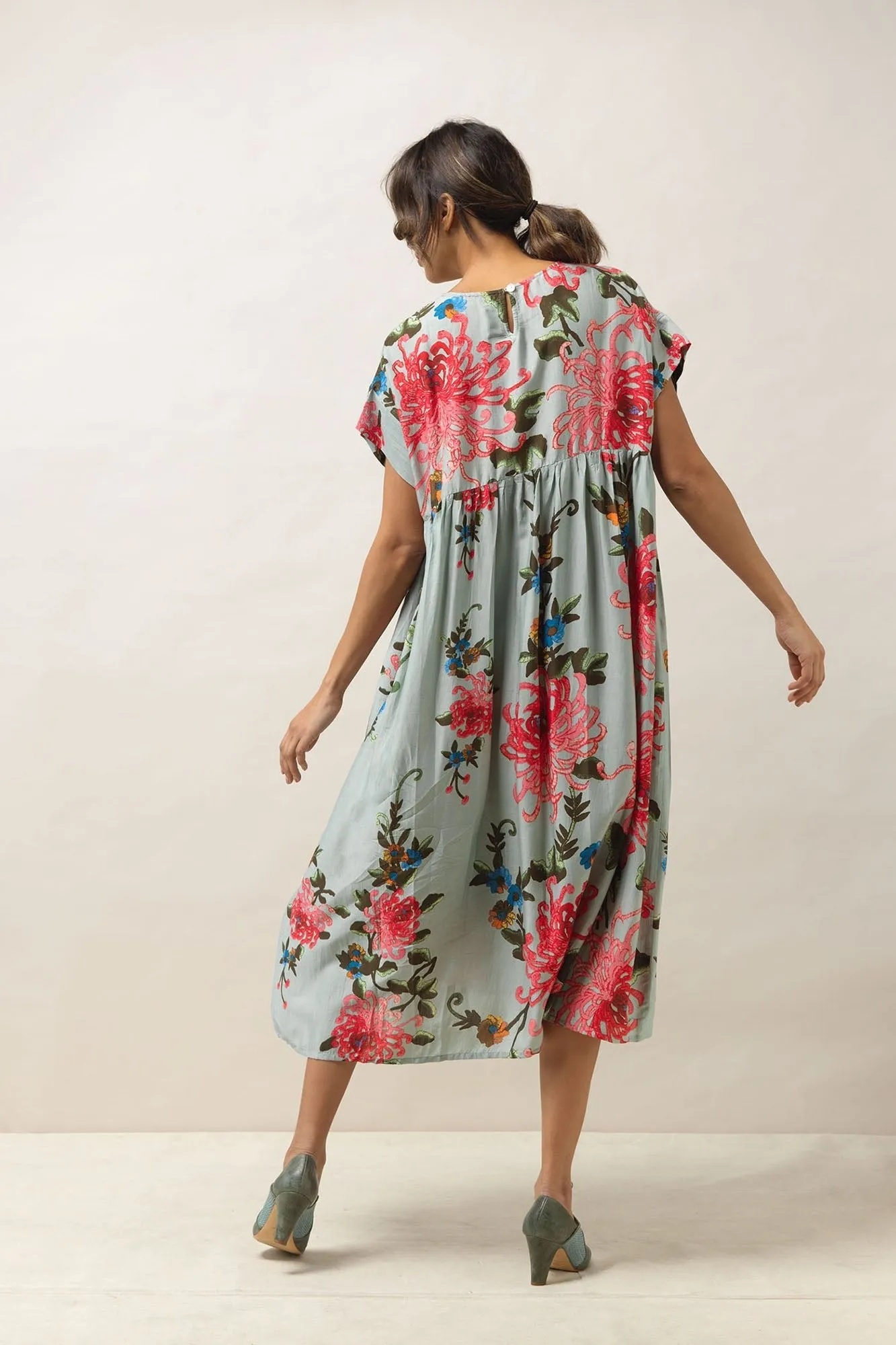 Chrysanthemum Aqua Pleat Dress