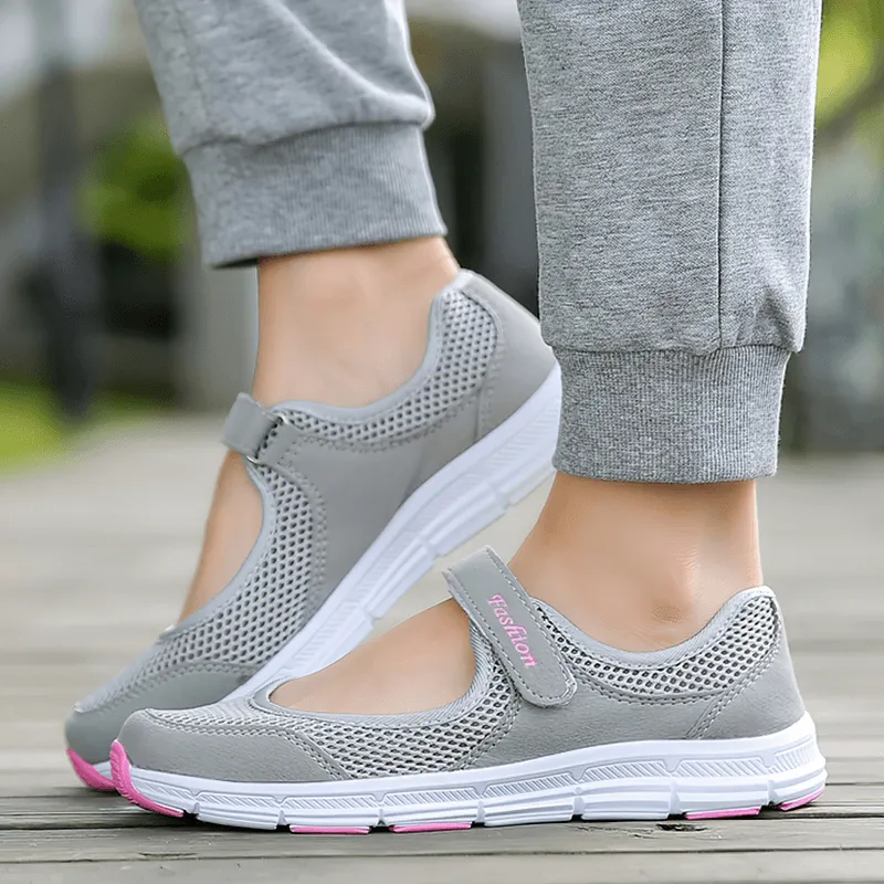 Women's Breathable Vulcanized Flat Shoes / Super Light Mesh Sneakers - SF1367
