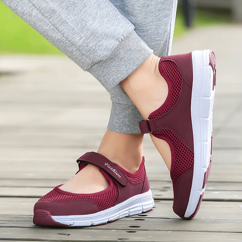 Women's Breathable Vulcanized Flat Shoes / Super Light Mesh Sneakers - SF1367