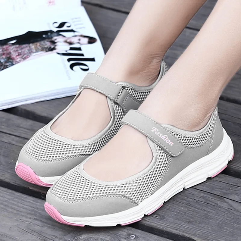 Women's Breathable Vulcanized Flat Shoes / Super Light Mesh Sneakers - SF1367