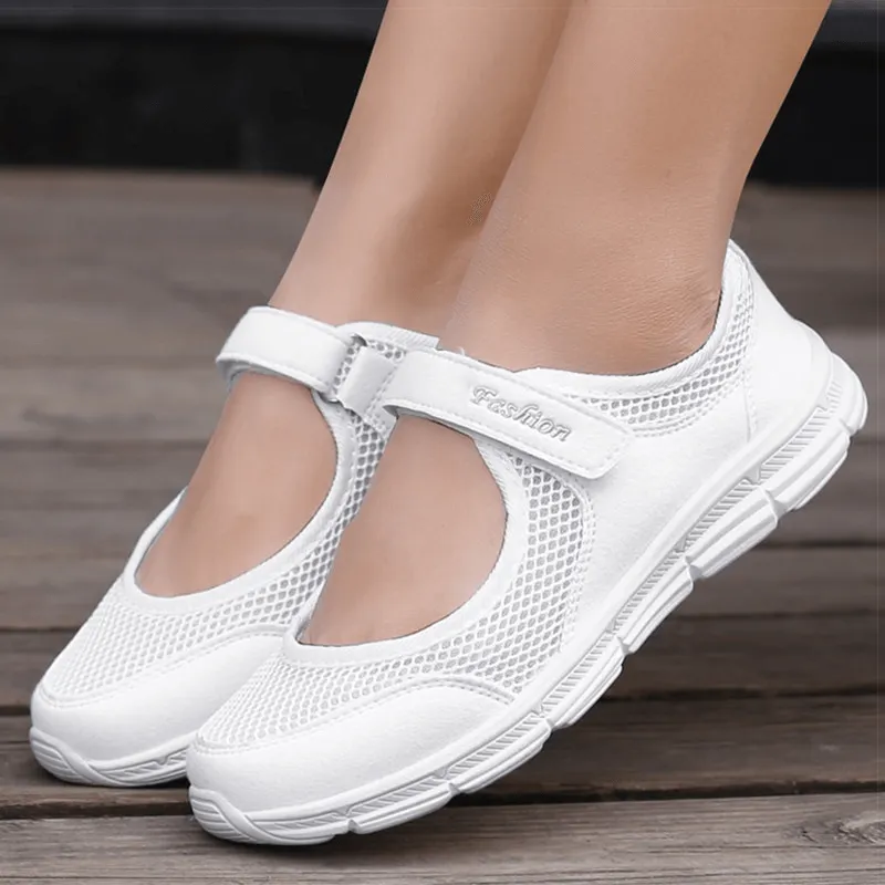 Women's Breathable Vulcanized Flat Shoes / Super Light Mesh Sneakers - SF1367