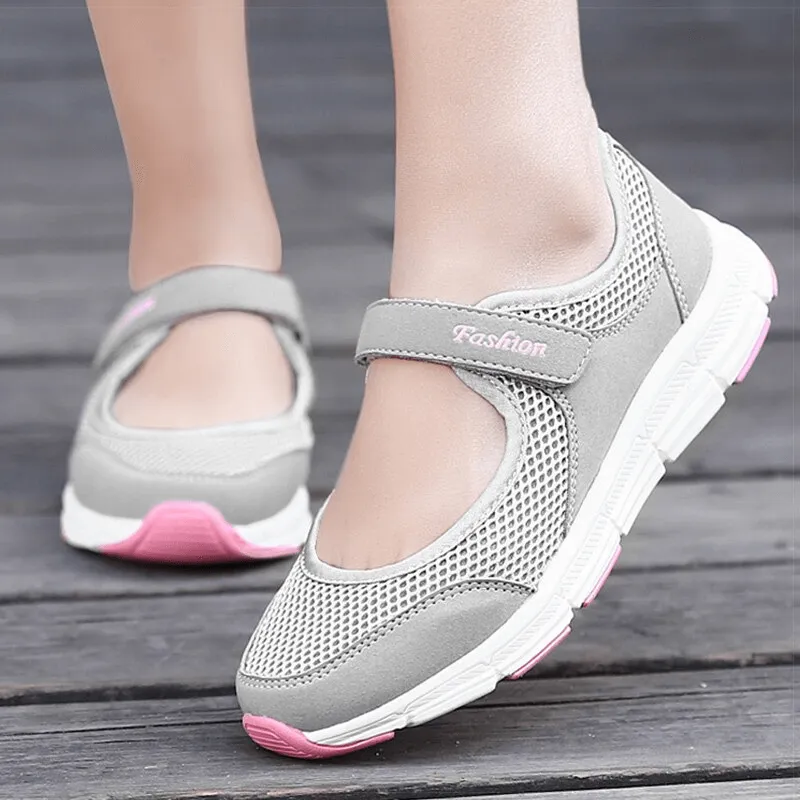 Women's Breathable Vulcanized Flat Shoes / Super Light Mesh Sneakers - SF1367