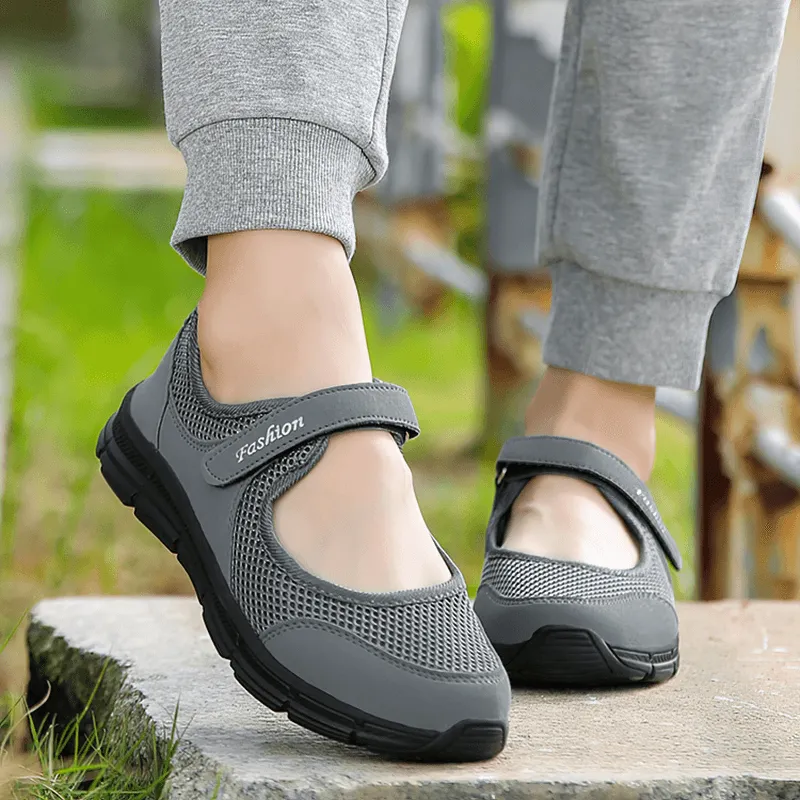 Women's Breathable Vulcanized Flat Shoes / Super Light Mesh Sneakers - SF1367