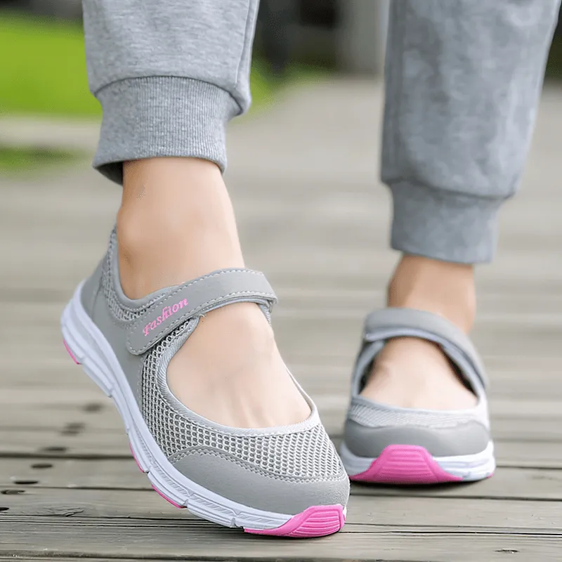 Women's Breathable Vulcanized Flat Shoes / Super Light Mesh Sneakers - SF1367